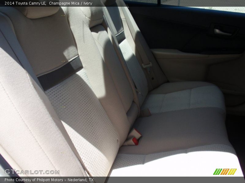 Champagne Mica / Ivory 2014 Toyota Camry LE