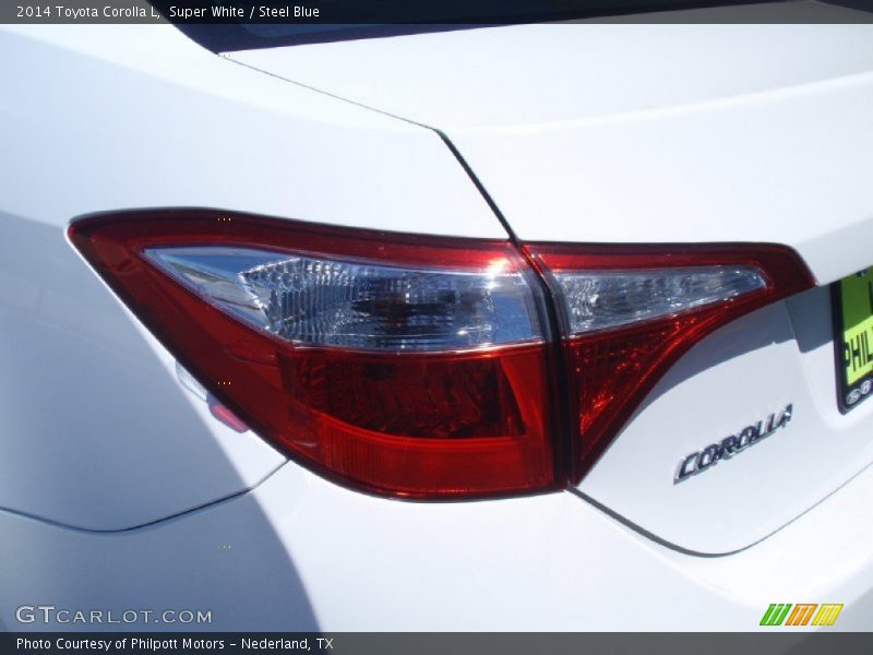 Super White / Steel Blue 2014 Toyota Corolla L