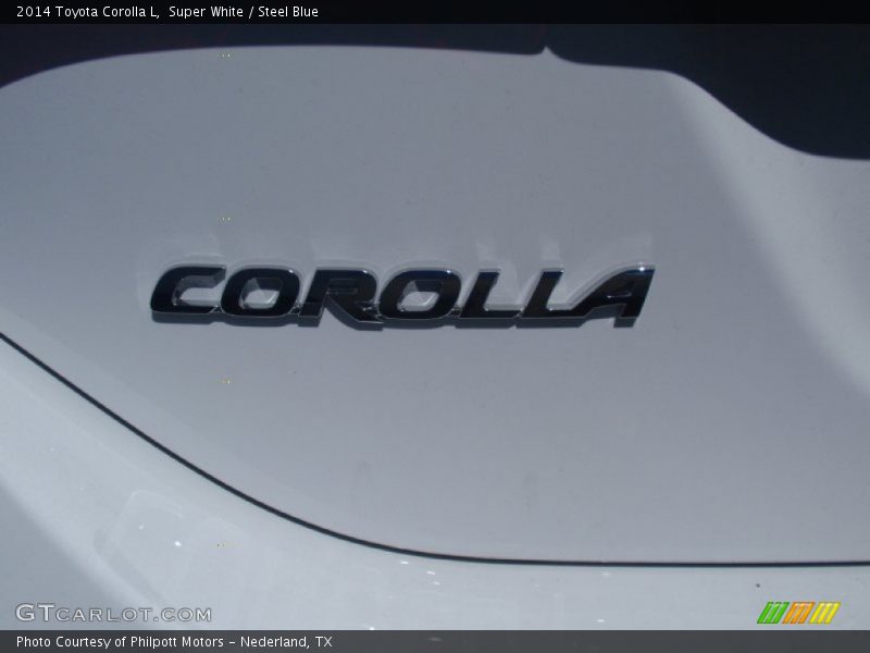 Super White / Steel Blue 2014 Toyota Corolla L