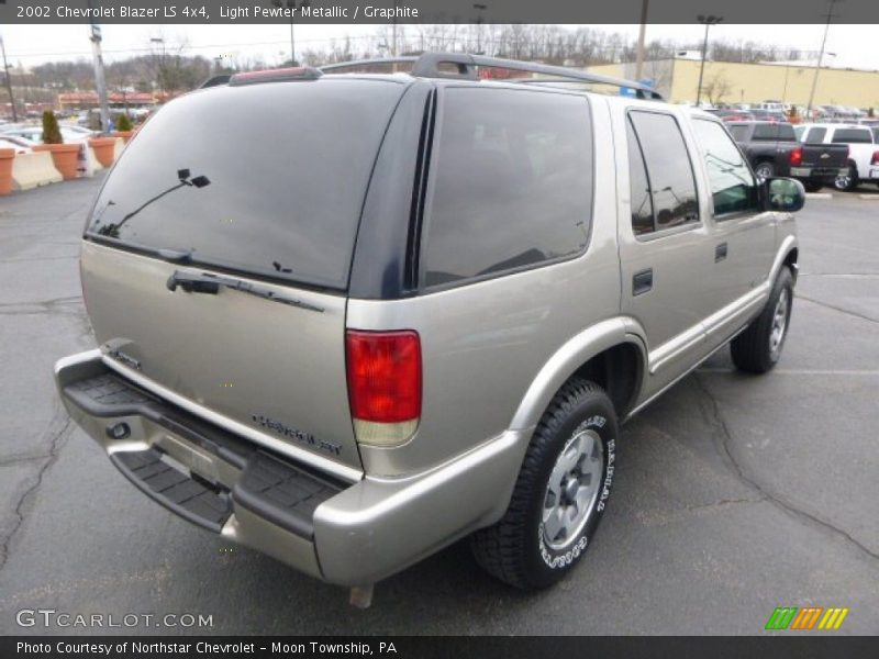 Light Pewter Metallic / Graphite 2002 Chevrolet Blazer LS 4x4