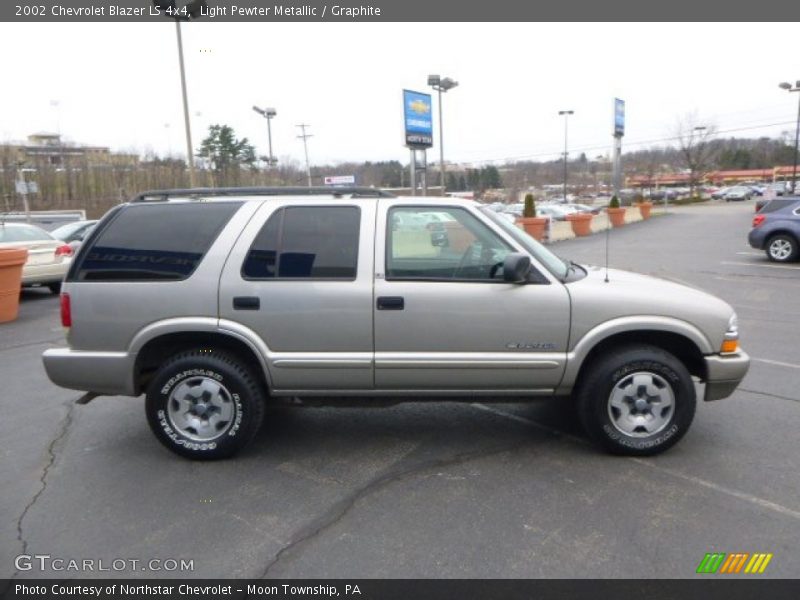 Light Pewter Metallic / Graphite 2002 Chevrolet Blazer LS 4x4