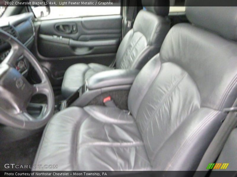 Light Pewter Metallic / Graphite 2002 Chevrolet Blazer LS 4x4