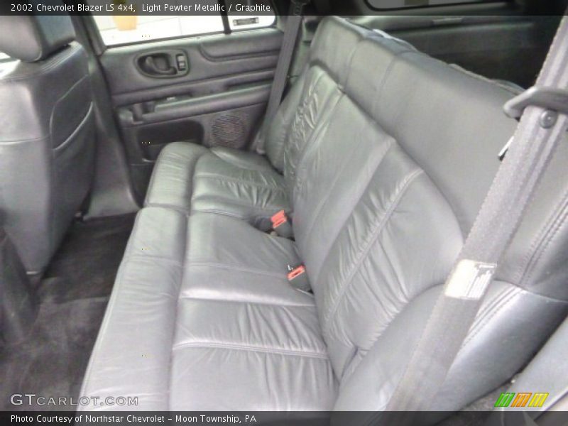 Light Pewter Metallic / Graphite 2002 Chevrolet Blazer LS 4x4