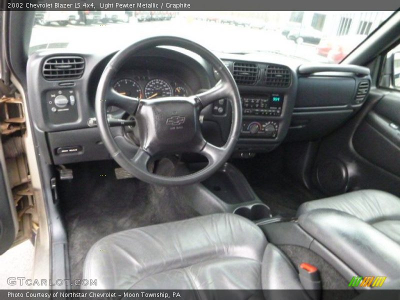 Light Pewter Metallic / Graphite 2002 Chevrolet Blazer LS 4x4