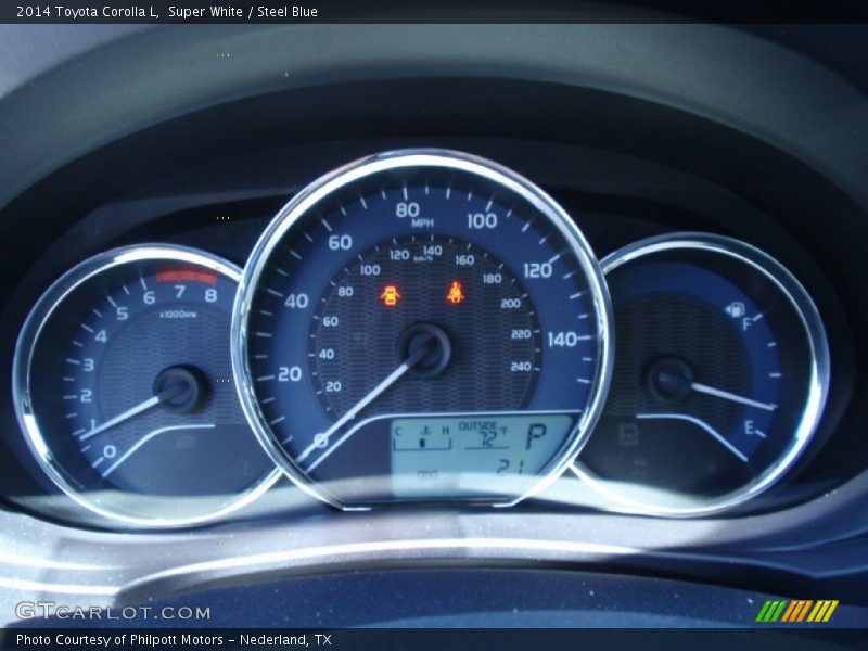 Super White / Steel Blue 2014 Toyota Corolla L