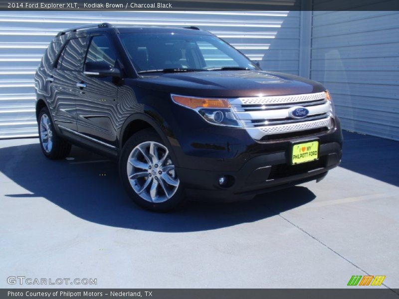 Kodiak Brown / Charcoal Black 2014 Ford Explorer XLT