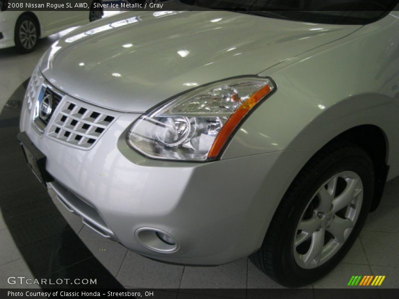 Silver Ice Metallic / Gray 2008 Nissan Rogue SL AWD