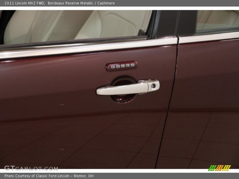 Bordeaux Reserve Metallic / Cashmere 2011 Lincoln MKZ FWD