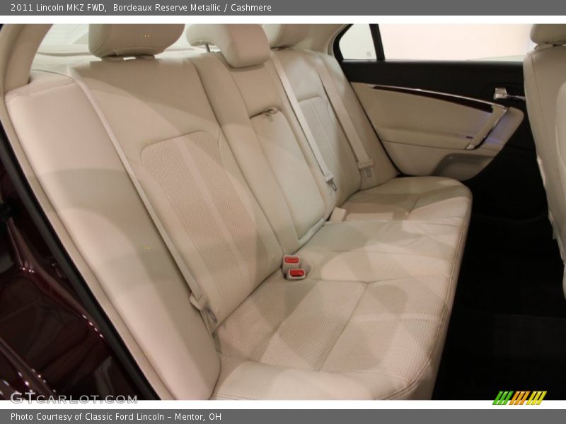 Bordeaux Reserve Metallic / Cashmere 2011 Lincoln MKZ FWD