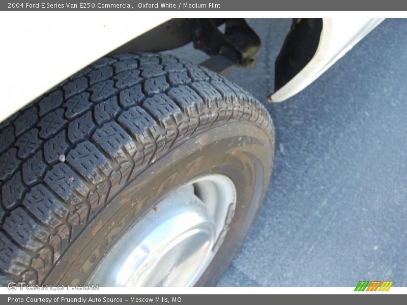 Oxford White / Medium Flint 2004 Ford E Series Van E250 Commercial