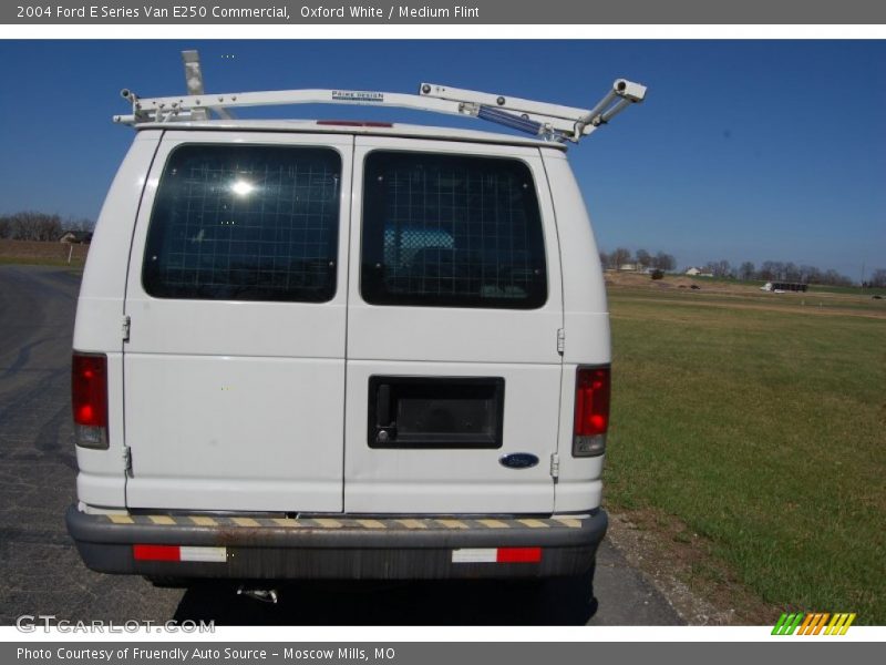 Oxford White / Medium Flint 2004 Ford E Series Van E250 Commercial