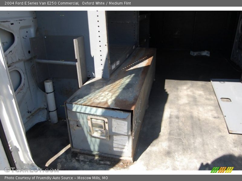 Oxford White / Medium Flint 2004 Ford E Series Van E250 Commercial