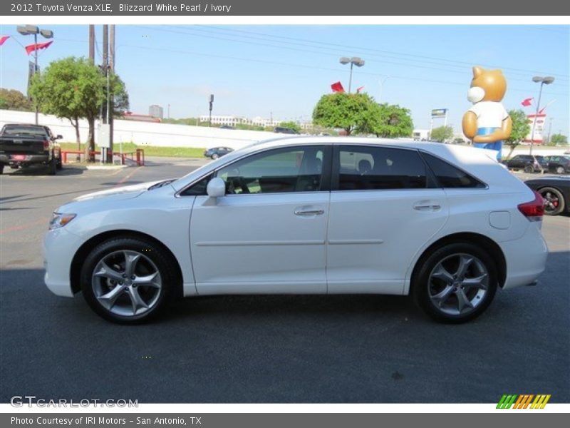 Blizzard White Pearl / Ivory 2012 Toyota Venza XLE