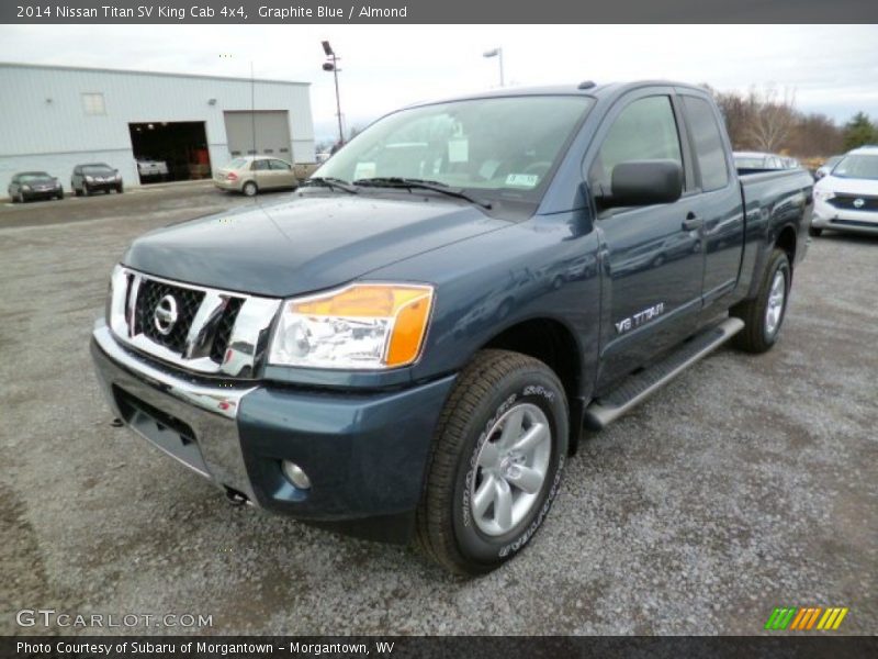 Front 3/4 View of 2014 Titan SV King Cab 4x4