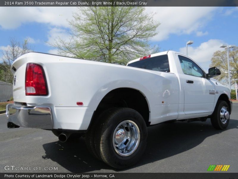Bright White / Black/Diesel Gray 2014 Ram 3500 Tradesman Regular Cab Dually