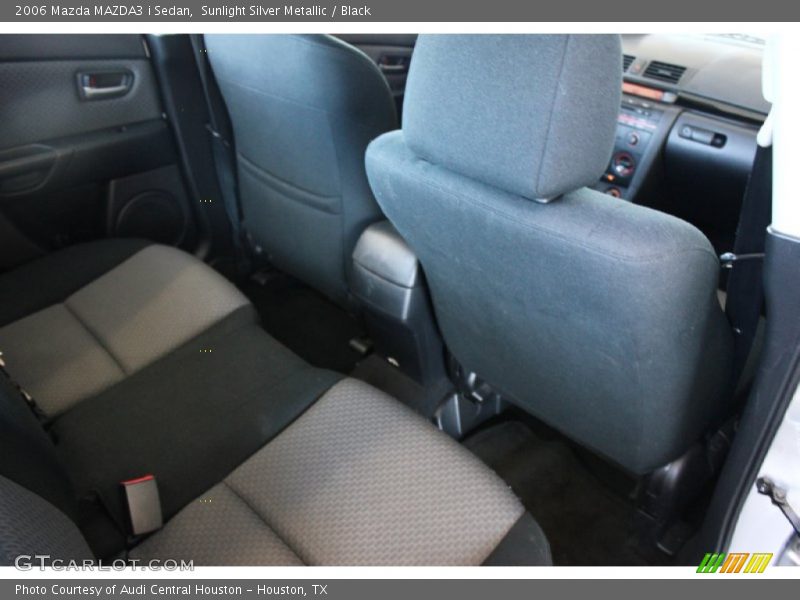 Sunlight Silver Metallic / Black 2006 Mazda MAZDA3 i Sedan