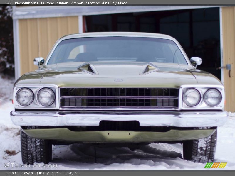 Amber Sherwood Metallic / Black 1973 Plymouth Satellite Road Runner