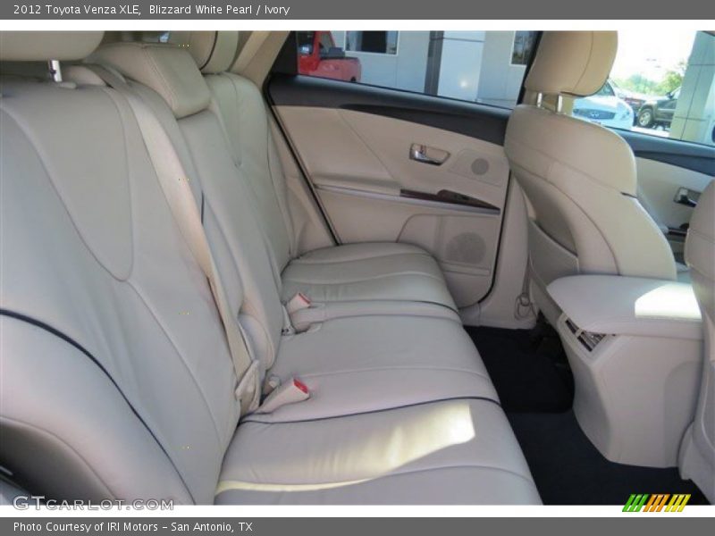 Blizzard White Pearl / Ivory 2012 Toyota Venza XLE