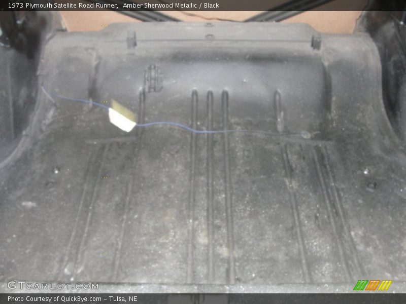 Amber Sherwood Metallic / Black 1973 Plymouth Satellite Road Runner