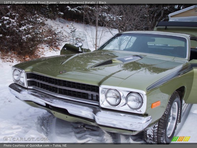 Amber Sherwood Metallic / Black 1973 Plymouth Satellite Road Runner