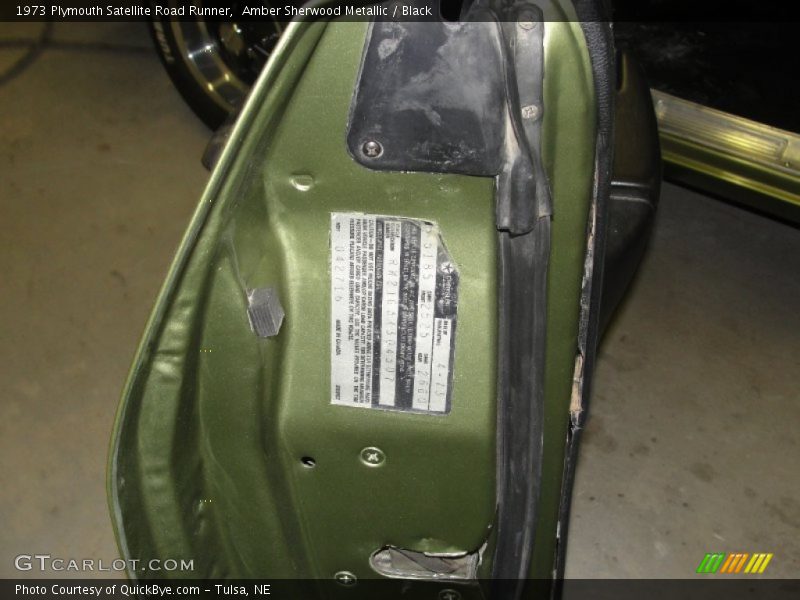 Amber Sherwood Metallic / Black 1973 Plymouth Satellite Road Runner