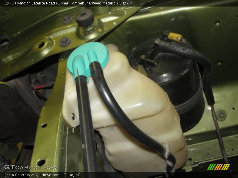 Amber Sherwood Metallic / Black 1973 Plymouth Satellite Road Runner