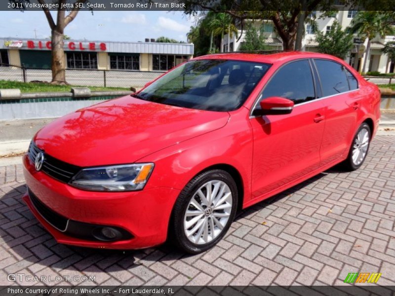 Tornado Red / Titan Black 2011 Volkswagen Jetta SEL Sedan