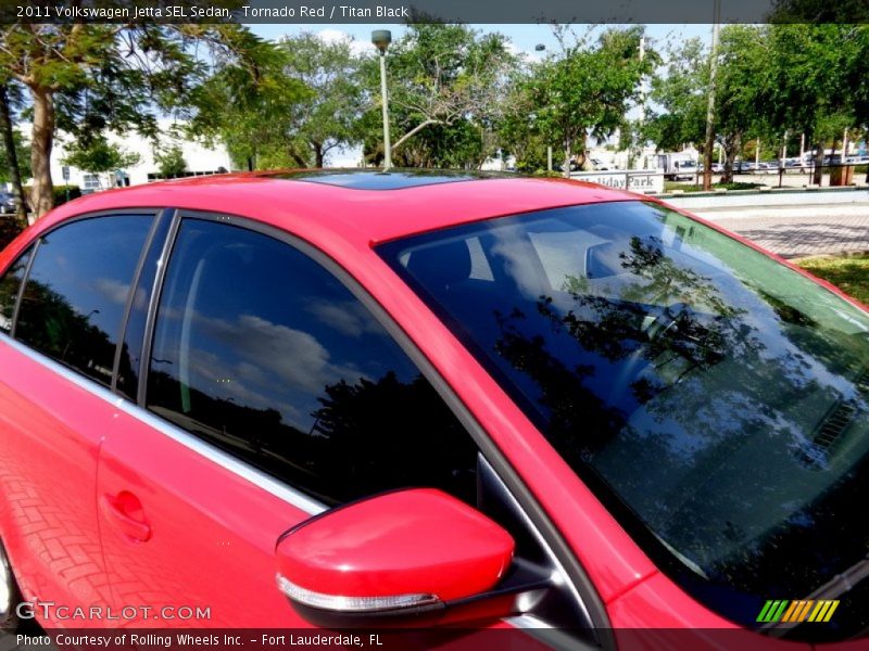 Tornado Red / Titan Black 2011 Volkswagen Jetta SEL Sedan