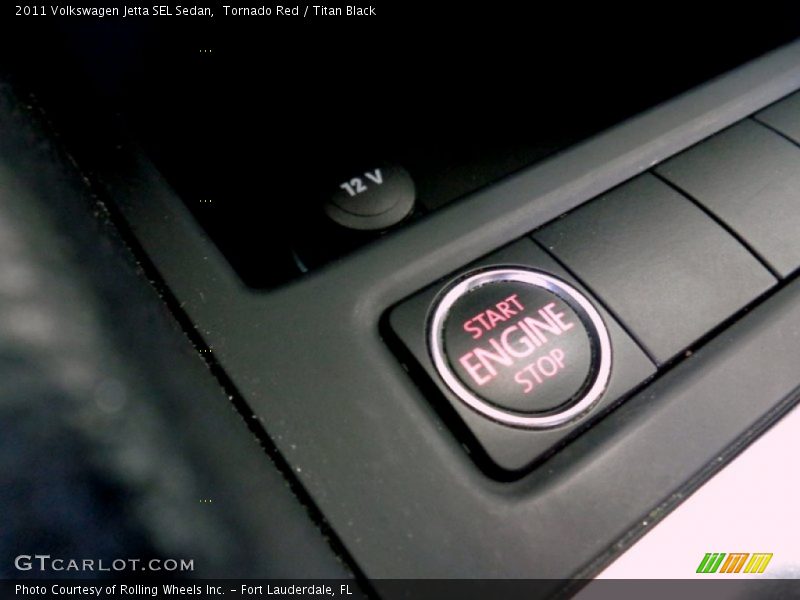 Tornado Red / Titan Black 2011 Volkswagen Jetta SEL Sedan