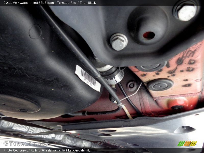 Tornado Red / Titan Black 2011 Volkswagen Jetta SEL Sedan