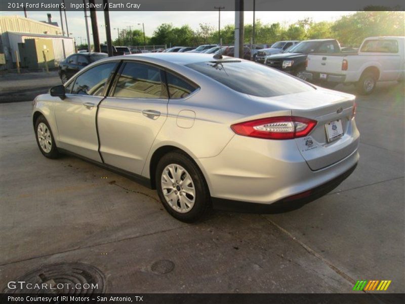 Ingot Silver / Earth Gray 2014 Ford Fusion S