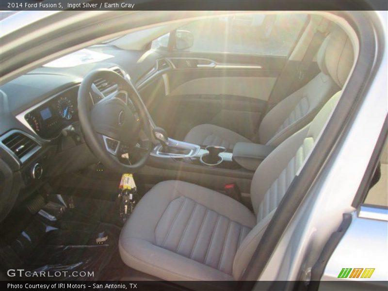Ingot Silver / Earth Gray 2014 Ford Fusion S