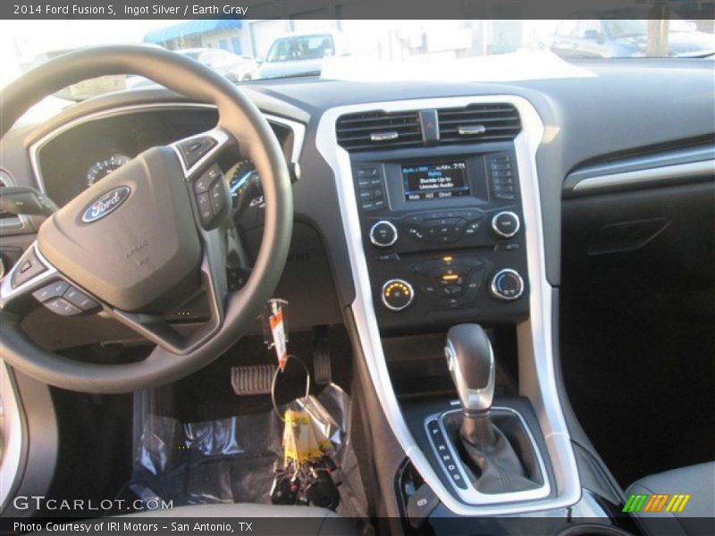 Ingot Silver / Earth Gray 2014 Ford Fusion S