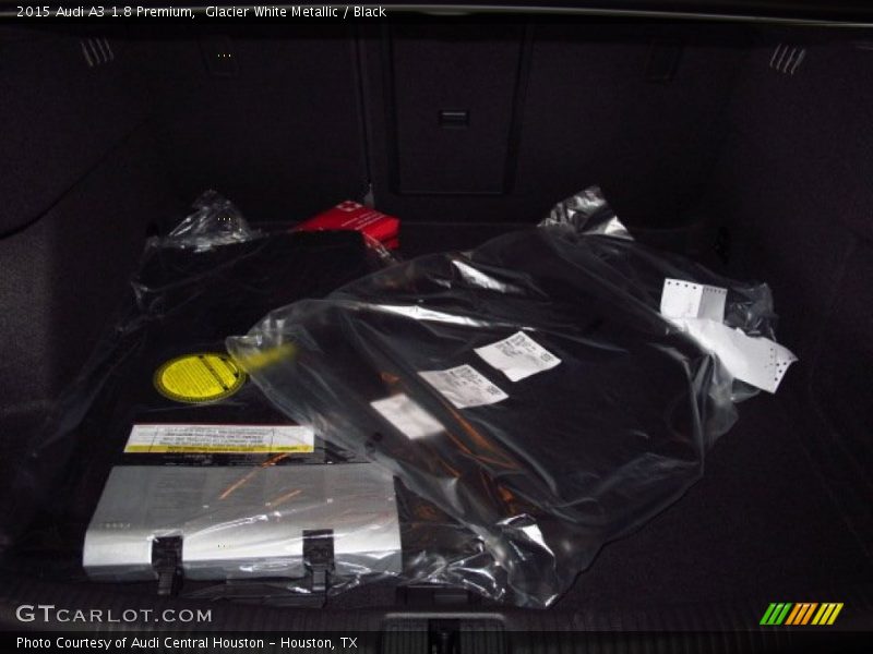 Glacier White Metallic / Black 2015 Audi A3 1.8 Premium