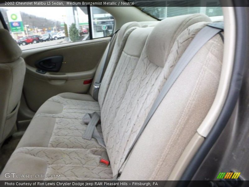 Medium Bronzemist Metallic / Neutral 2002 Chevrolet Malibu LS Sedan
