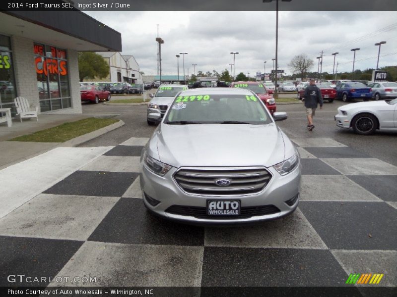 Ingot Silver / Dune 2014 Ford Taurus SEL