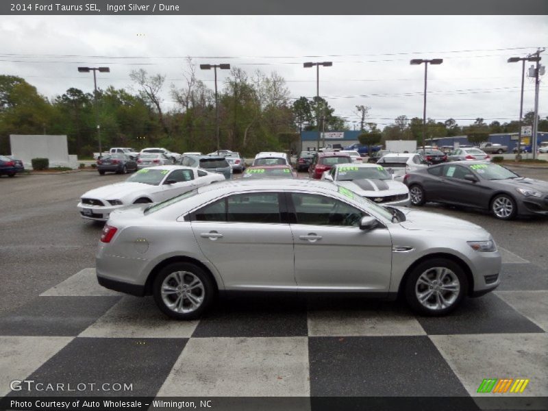 Ingot Silver / Dune 2014 Ford Taurus SEL