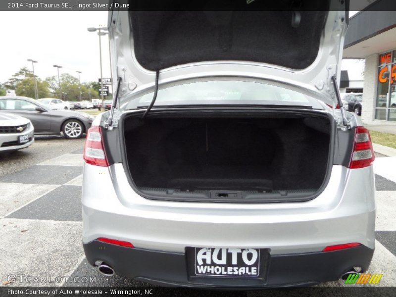 Ingot Silver / Dune 2014 Ford Taurus SEL