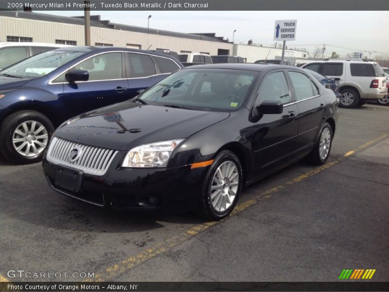 Tuxedo Black Metallic / Dark Charcoal 2009 Mercury Milan I4 Premier