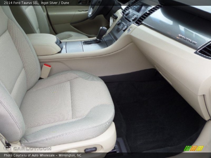 Ingot Silver / Dune 2014 Ford Taurus SEL