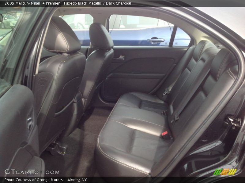 Tuxedo Black Metallic / Dark Charcoal 2009 Mercury Milan I4 Premier