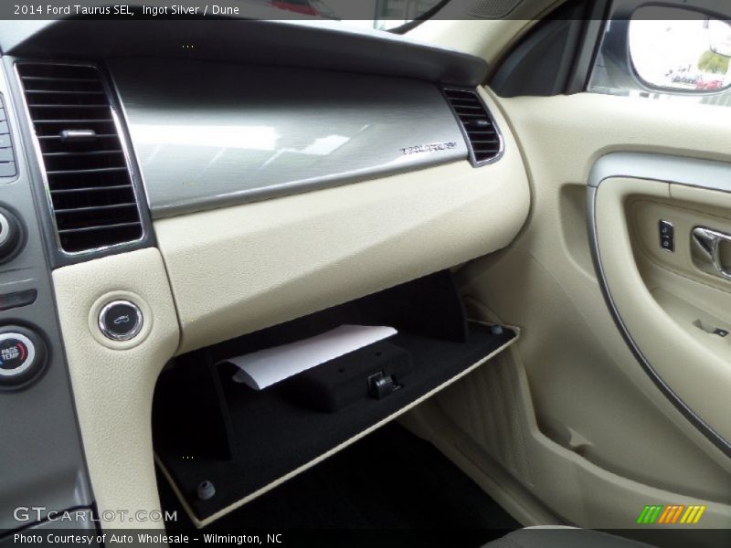 Ingot Silver / Dune 2014 Ford Taurus SEL