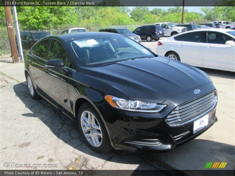 Tuxedo Black / Charcoal Black 2014 Ford Fusion SE