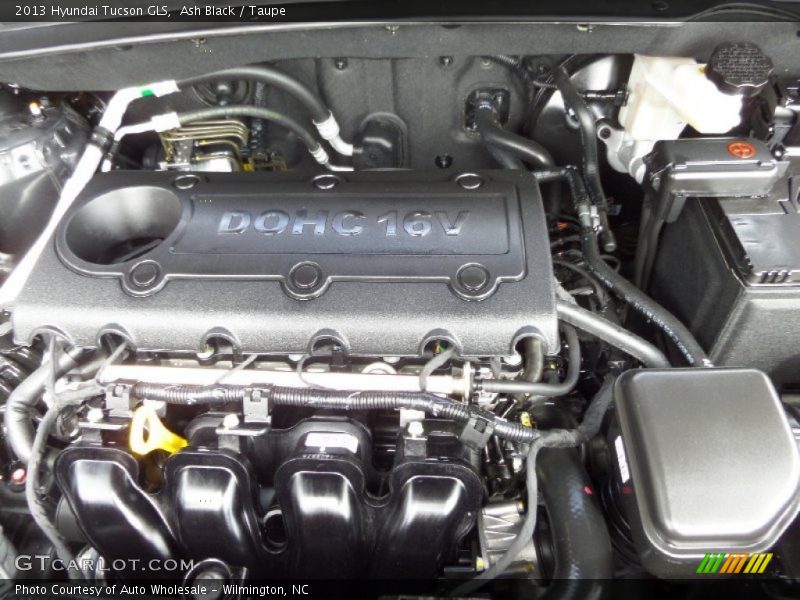 Ash Black / Taupe 2013 Hyundai Tucson GLS