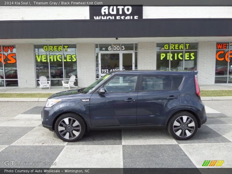 Titanium Gray / Black Pinwheel Knit Cloth 2014 Kia Soul !