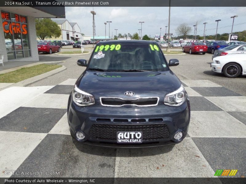 Titanium Gray / Black Pinwheel Knit Cloth 2014 Kia Soul !