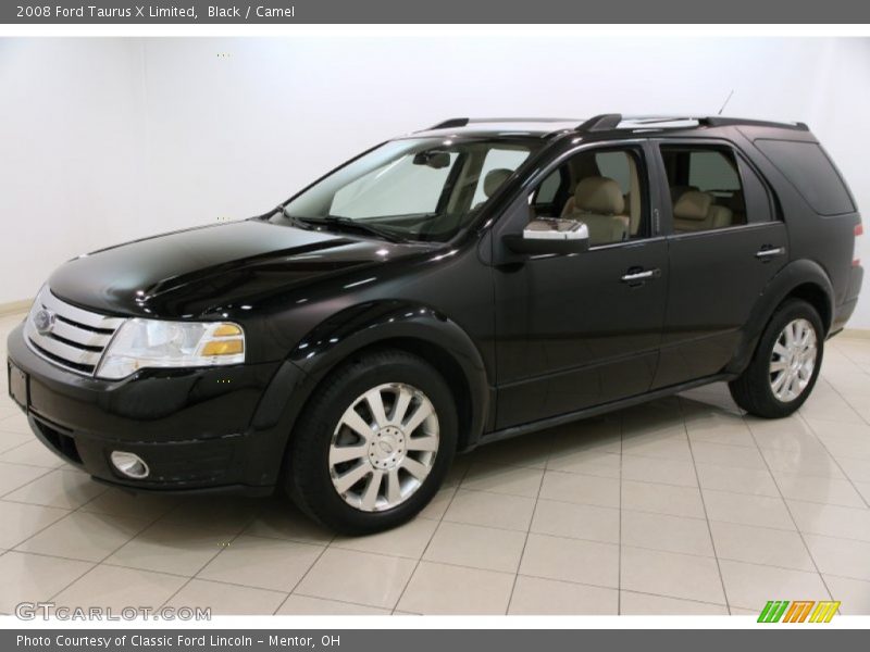Front 3/4 View of 2008 Taurus X Limited