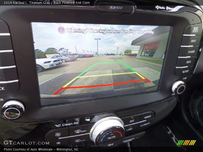 Titanium Gray / Black Pinwheel Knit Cloth 2014 Kia Soul !