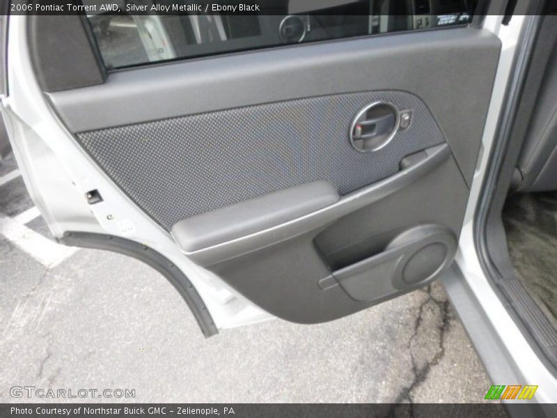 Silver Alloy Metallic / Ebony Black 2006 Pontiac Torrent AWD