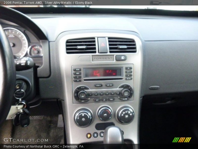 Silver Alloy Metallic / Ebony Black 2006 Pontiac Torrent AWD